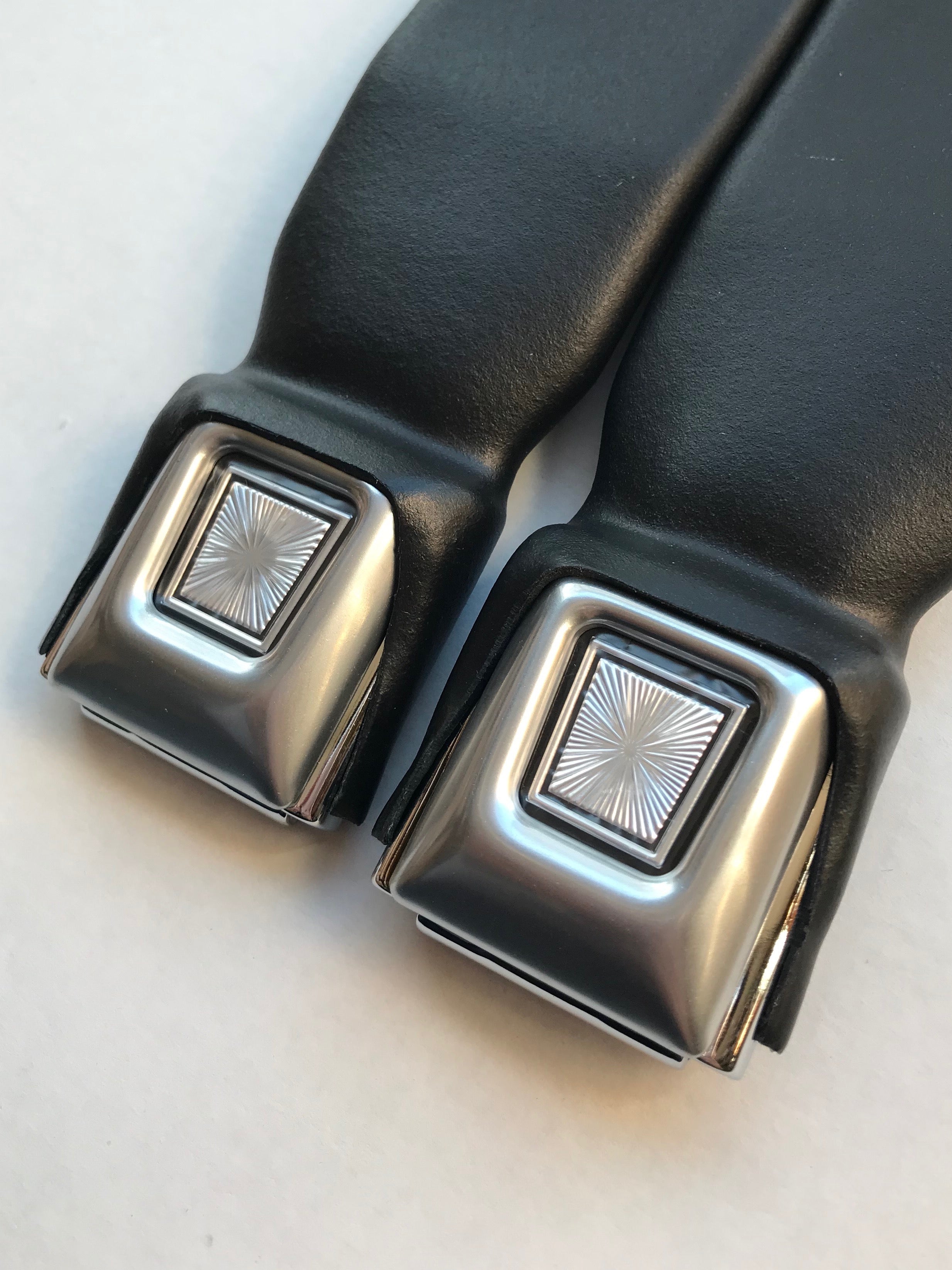 Chevy seat outlet belts